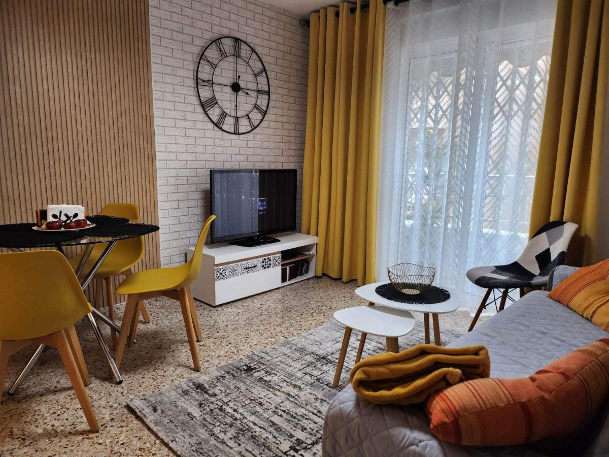 Apartament Lemon Торевиеха Екстериор снимка