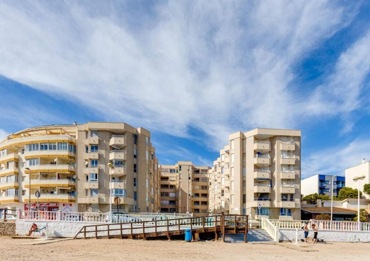 Apartament Lemon Торевиеха Екстериор снимка
